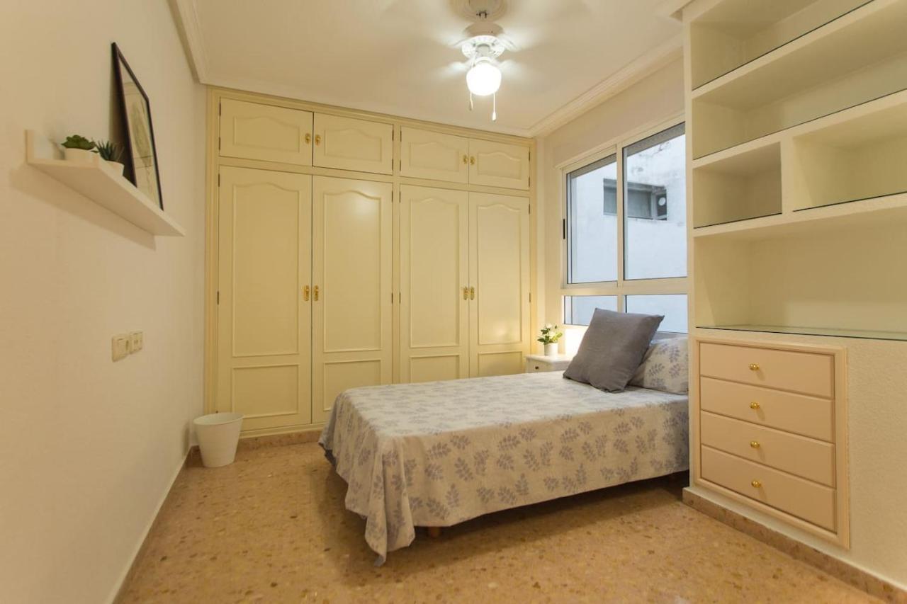 Nice Apartment Close To Mercado Central Alicante Luaran gambar