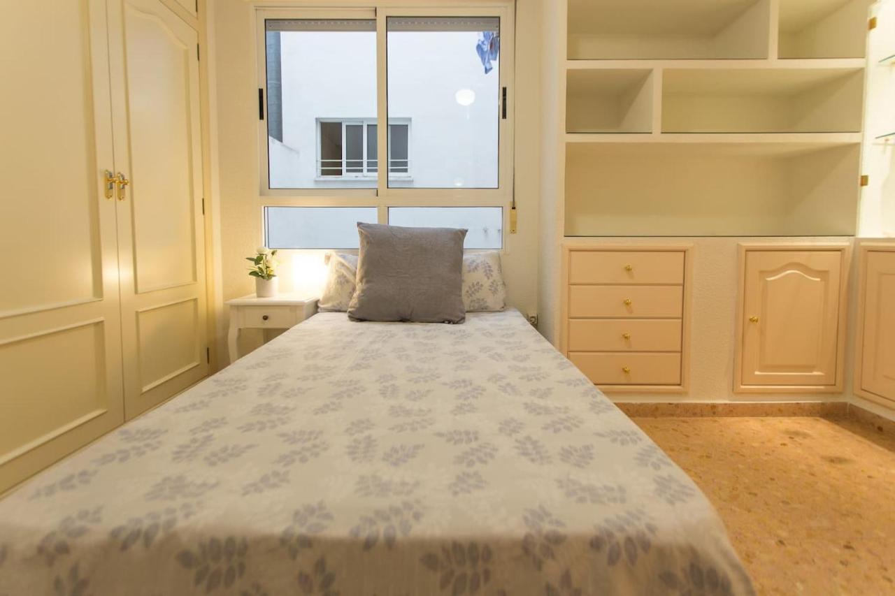 Nice Apartment Close To Mercado Central Alicante Luaran gambar